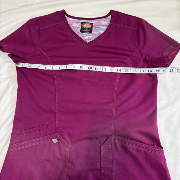Dickies Scrub Top Women’s Size Small - Picture 6 of 10